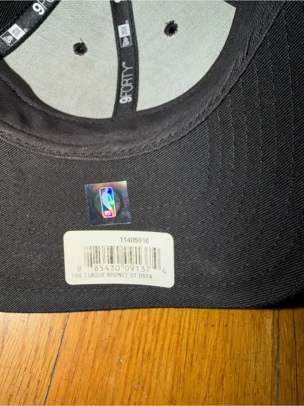 New Era Brooklyn Nets Black 9FORTY Adjustable Hat - NEW